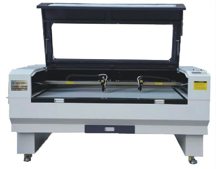 Máquina láser con dos cabezas